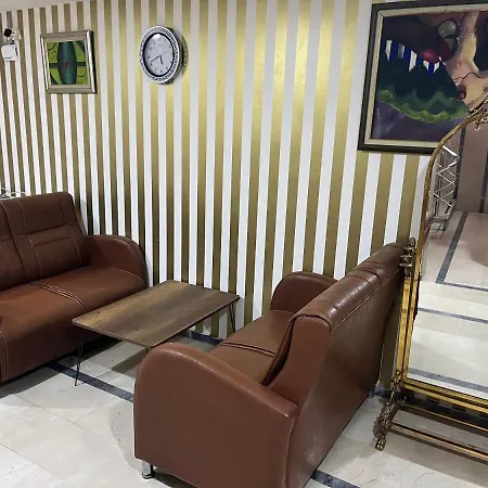 Privatunterkunft Balkan Palace *